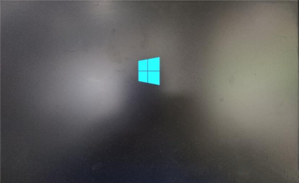 Win10重啟卡在logo界面不動了怎么辦？Win10開機卡在重啟界面處理方法