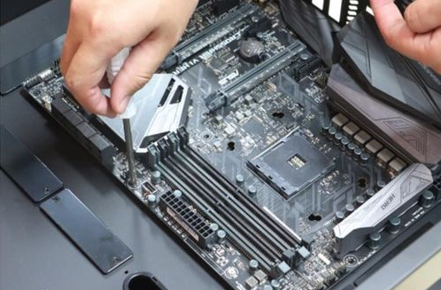 Win7旗艦版系統電腦啟動不了怎么辦?