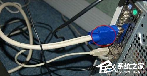 如何解決Win7電腦顯示器閃爍的問題？