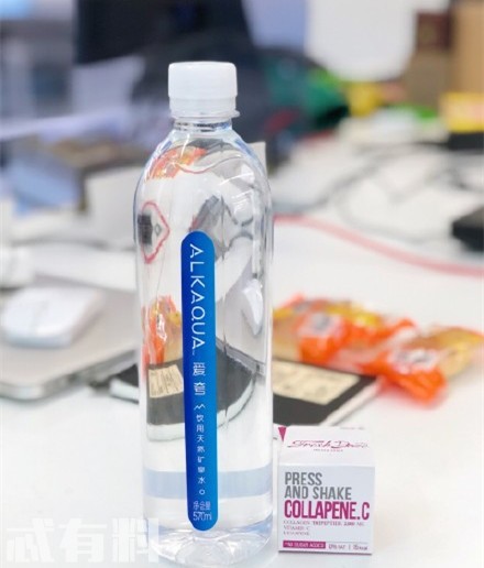抖音很火礦泉水瓶蓋是什么有什么作用?泰國的飲料Fresh Doze價格是多少?