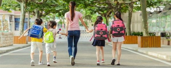 孩子開學(xué)家長(zhǎng)心情說說朋友圈 孩子開學(xué)家長(zhǎng)心情說說朋友圈搞笑
