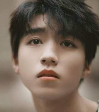 抖音曾經(jīng)小小少年怎么拍?拍出不一樣的我們