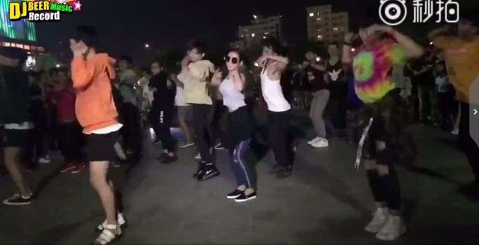 抖音泰國(guó)魔性舞蹈歌曲叫什么?BGM分享